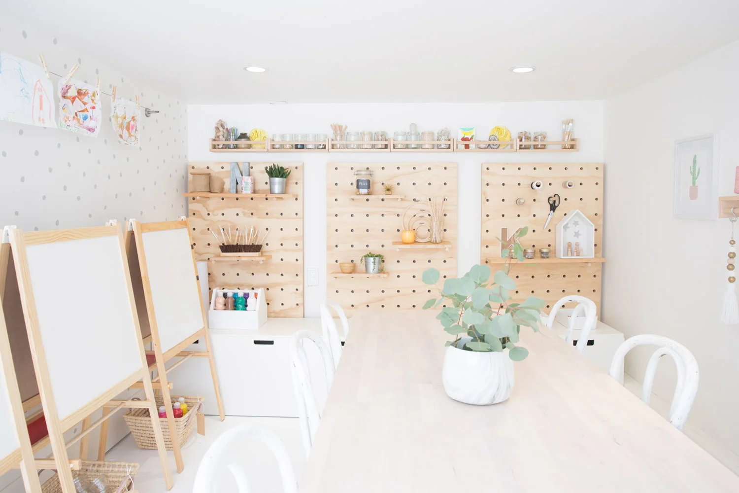 Kids art studio deals